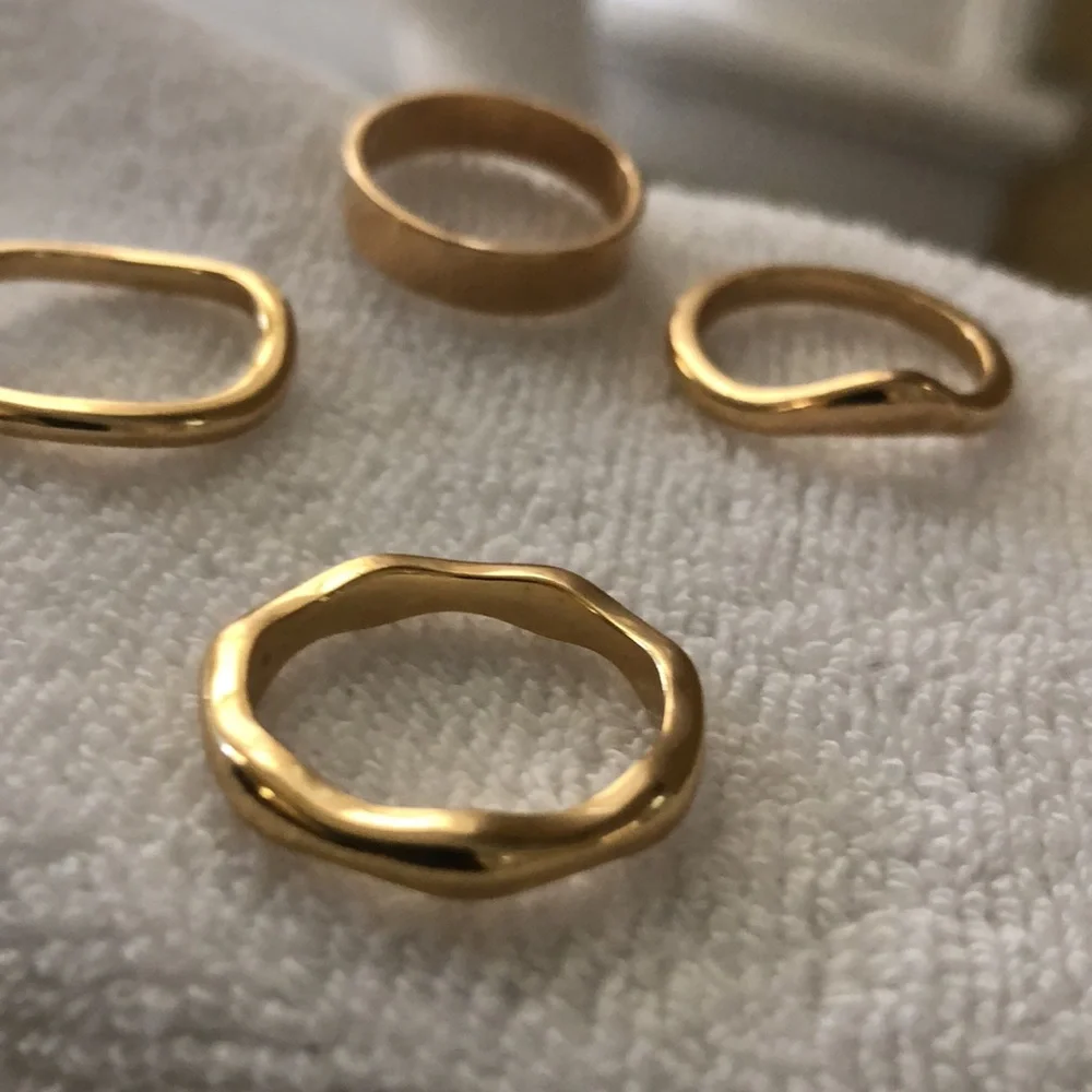 Gold look rings 3 are from & Other Stories  like new worn once or twice FUN LOOK - Picture 3 of 5